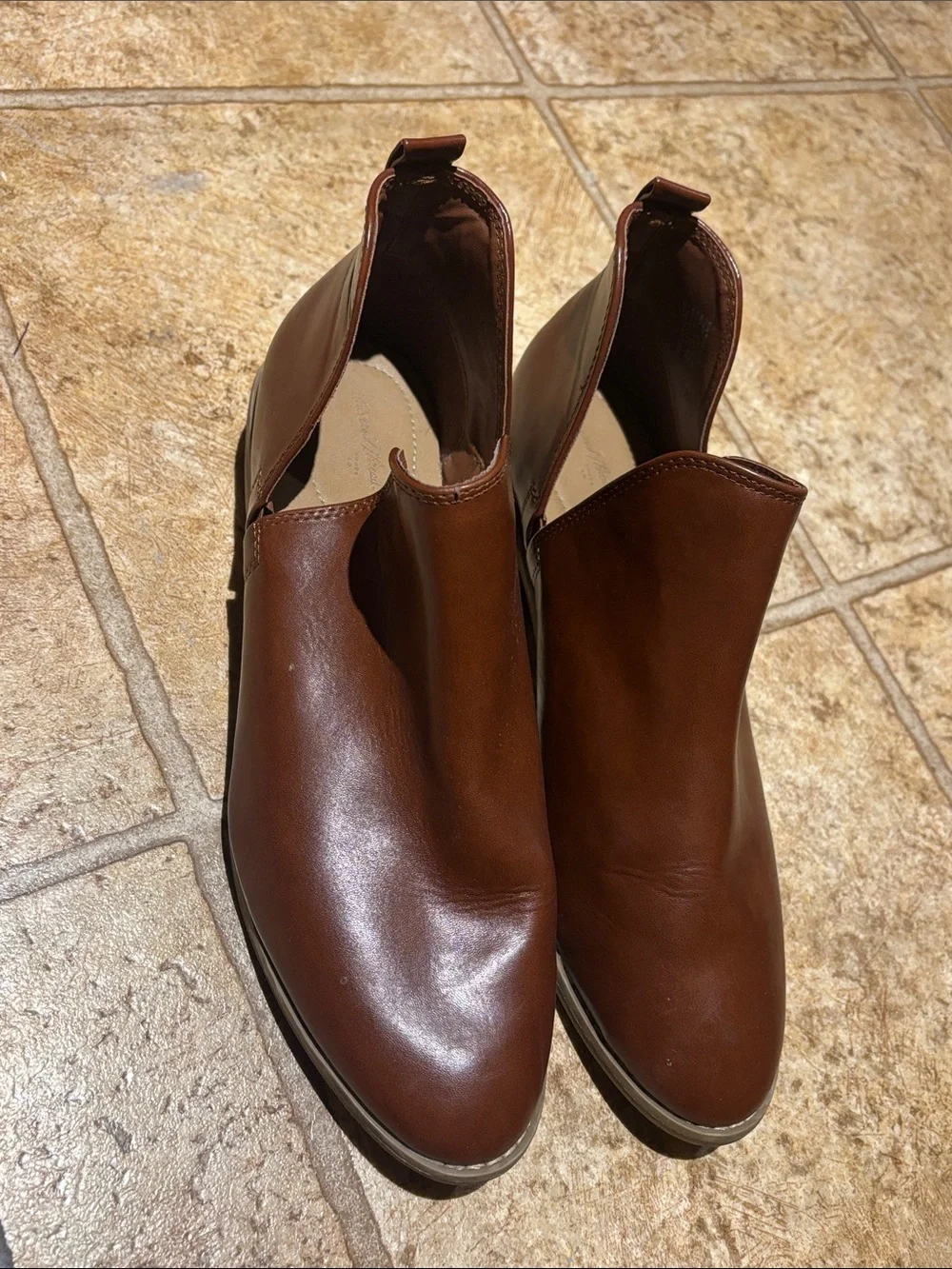 Universal thread Women’s Brown Slip-On Leather Shoes